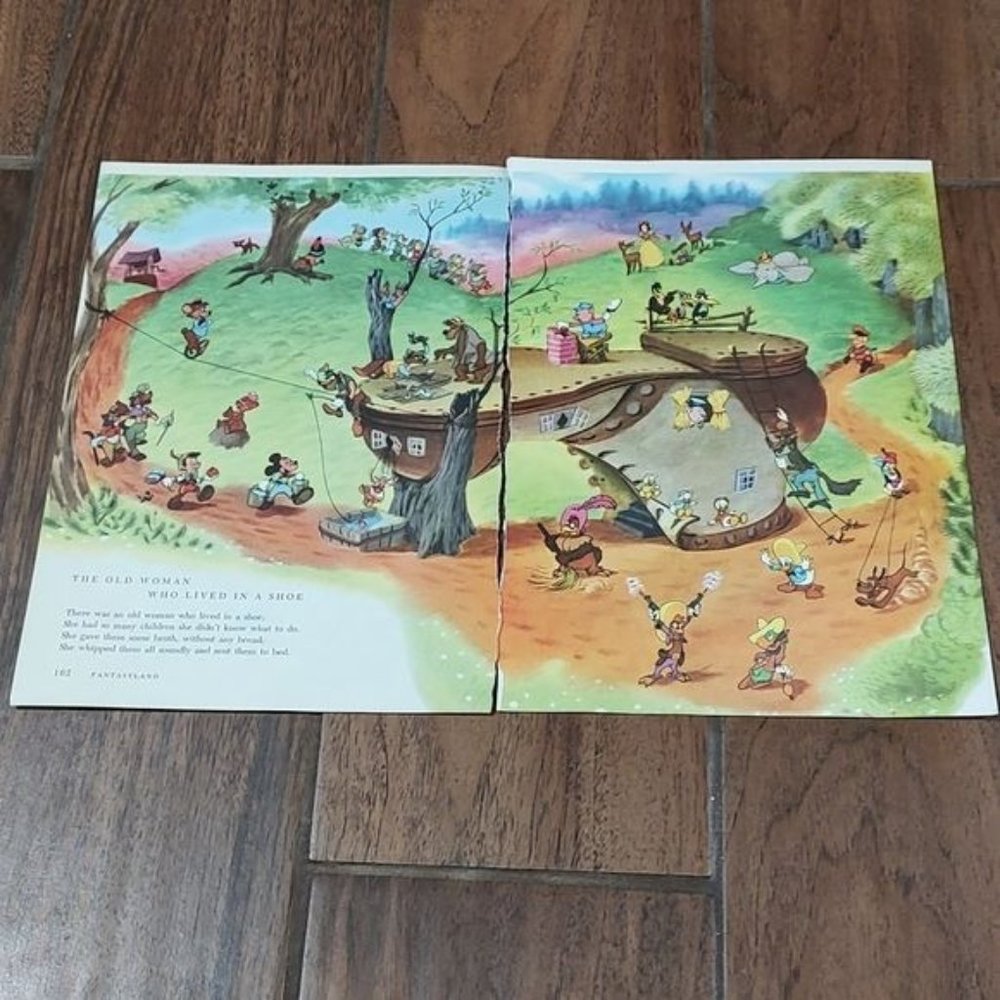 Disney 1965 Woman who lived in a shoe Fantasyland decor nursery